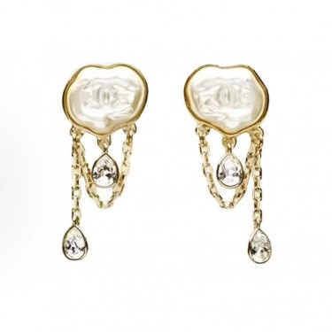 샤넬 25A 이른가을 컬렉션 크리스털 디테일 이어링 남녀공용 골드