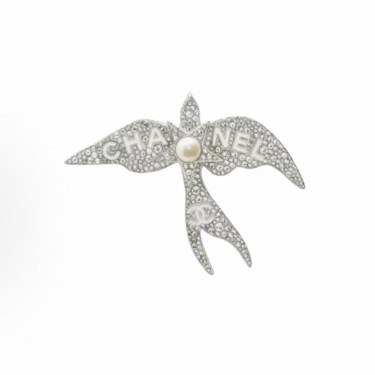 샤넬 25S 봄여름 시즌 장식 메탈 브로치 남녀공용