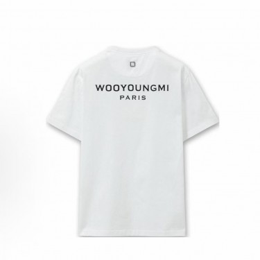 우영미 SS25 백 로고 프린트 크루넥 반팔 티셔츠 남성용 화이트