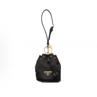 프라다 Re-Edition 트라이앵글 로고 패브릭 클러치백 1TT202