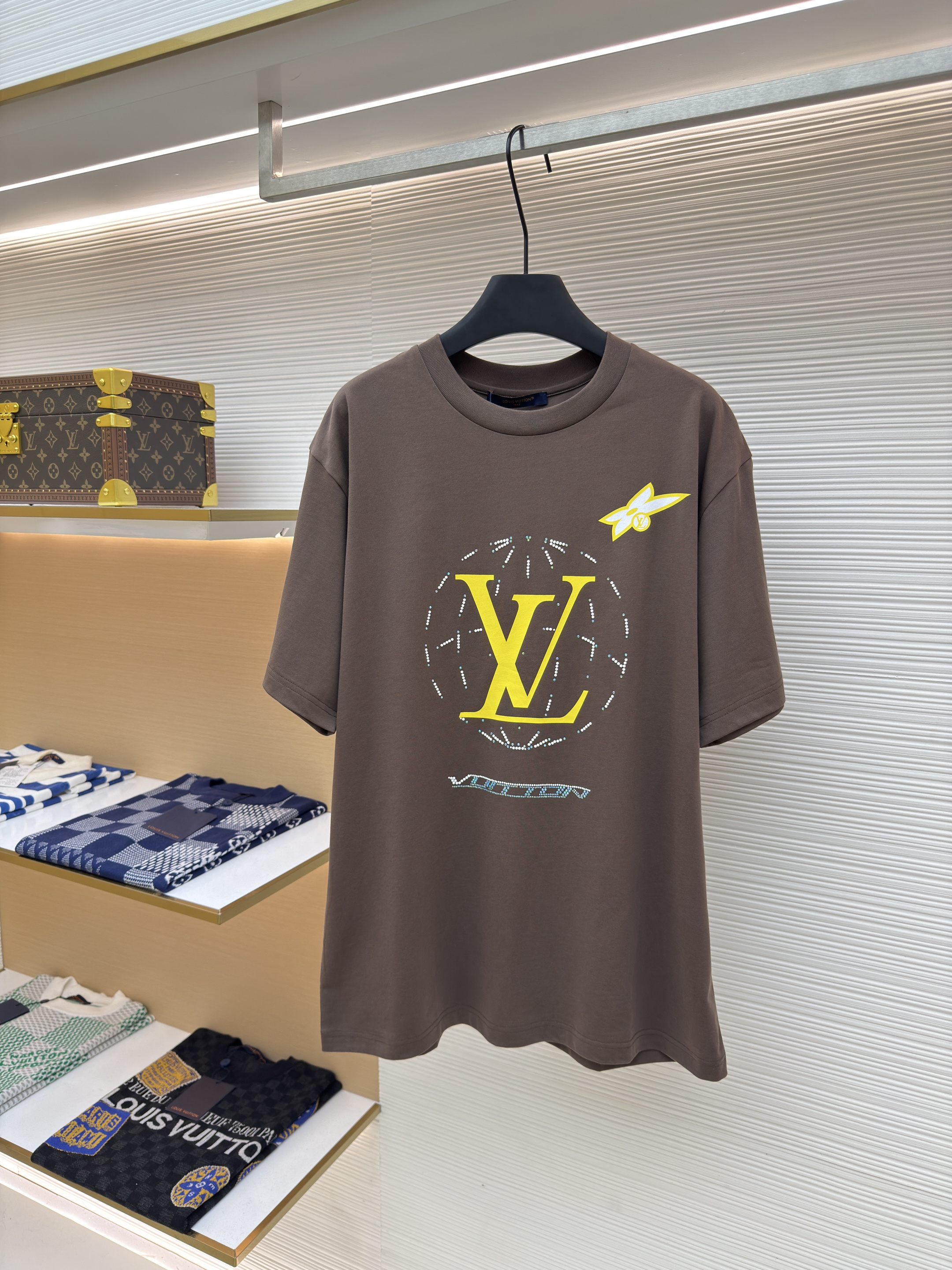 루이비통 다이아몬드 라인 반팔 티셔츠 (X공장)
