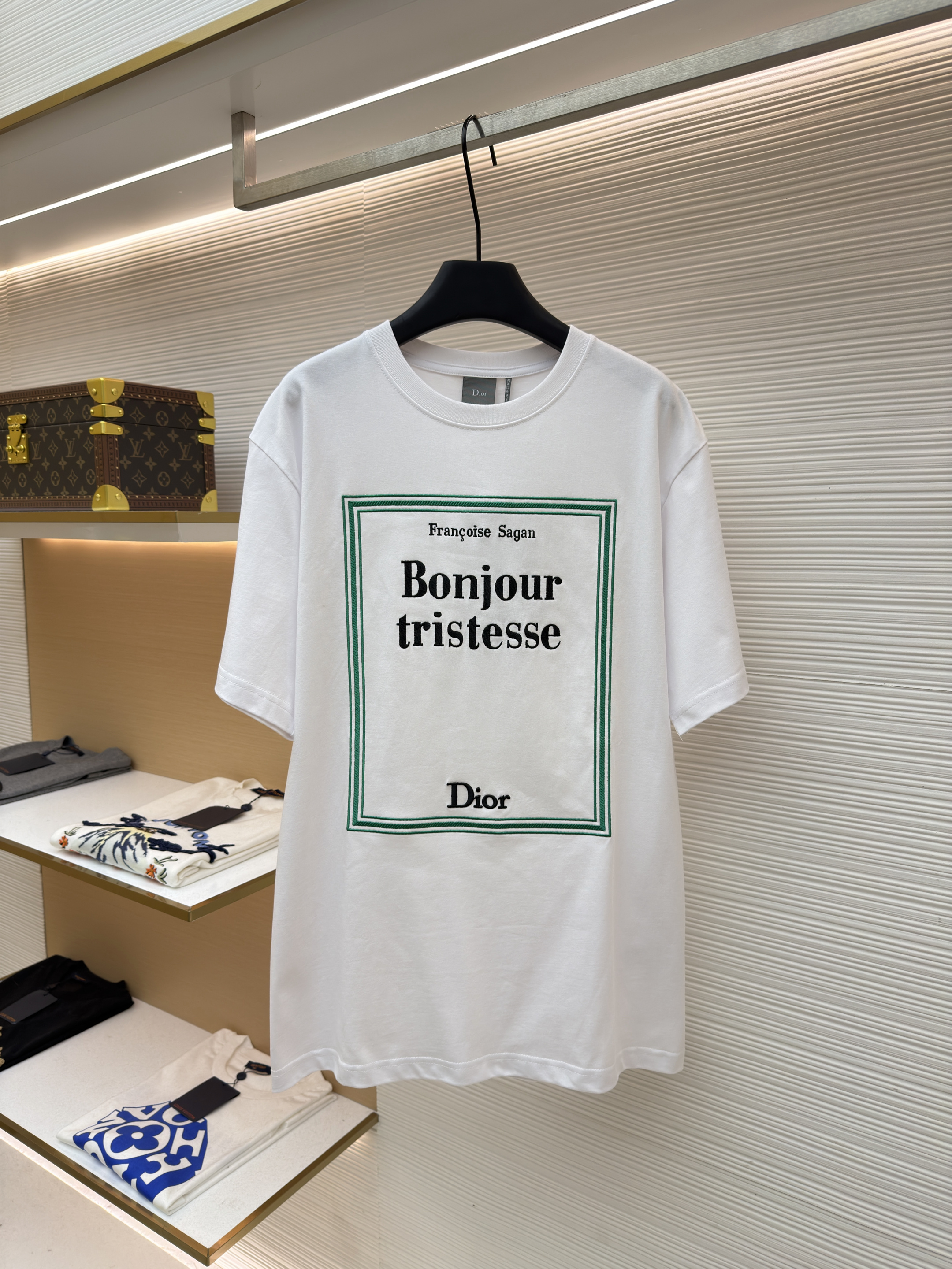 디올 그린 프레임 그래픽 자수 코튼 반팔 티셔츠 (X공장)