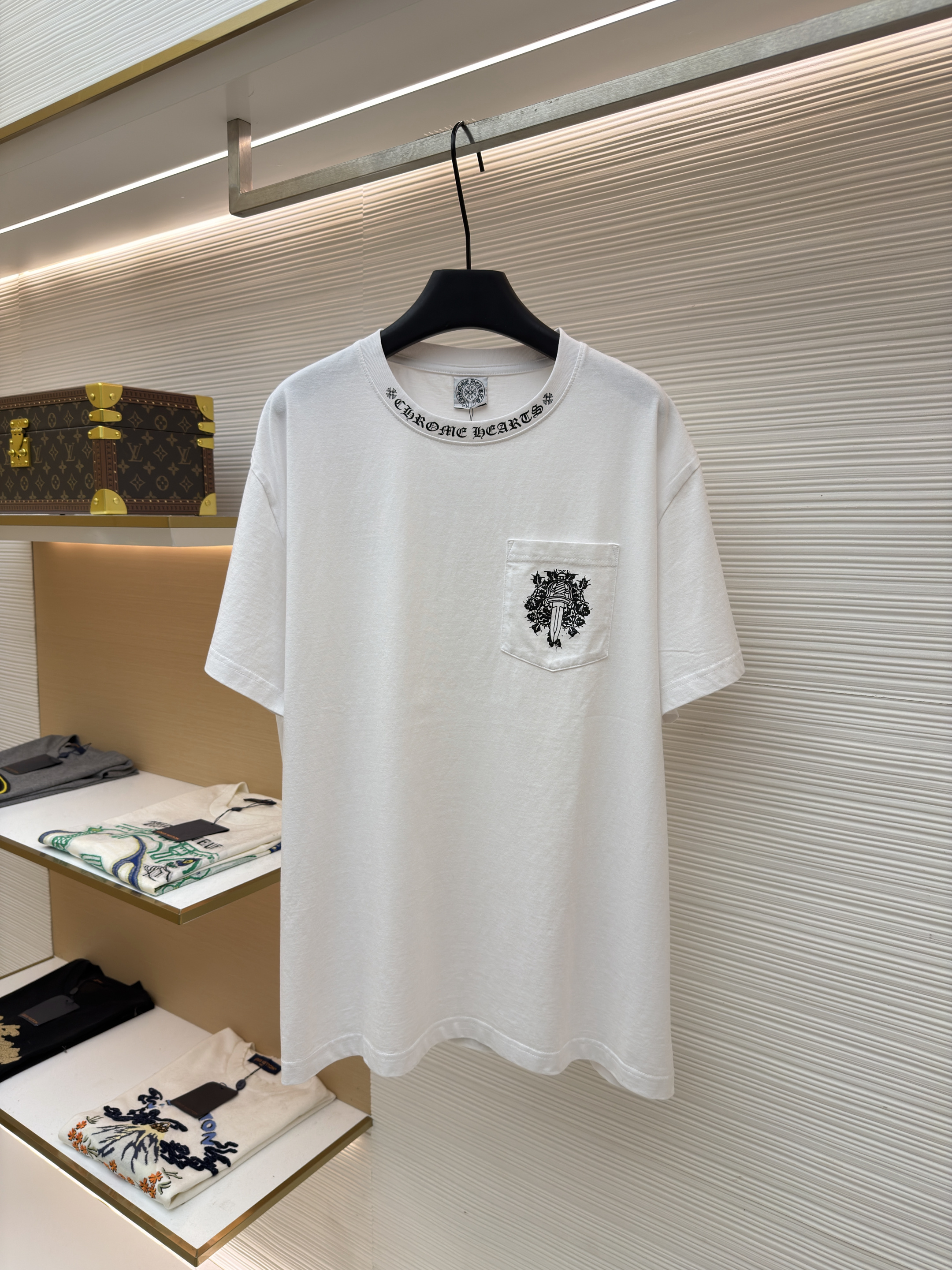 크롬하츠 Chrome Hearts 덩굴 검 프린트 반팔 티셔츠(x공장)