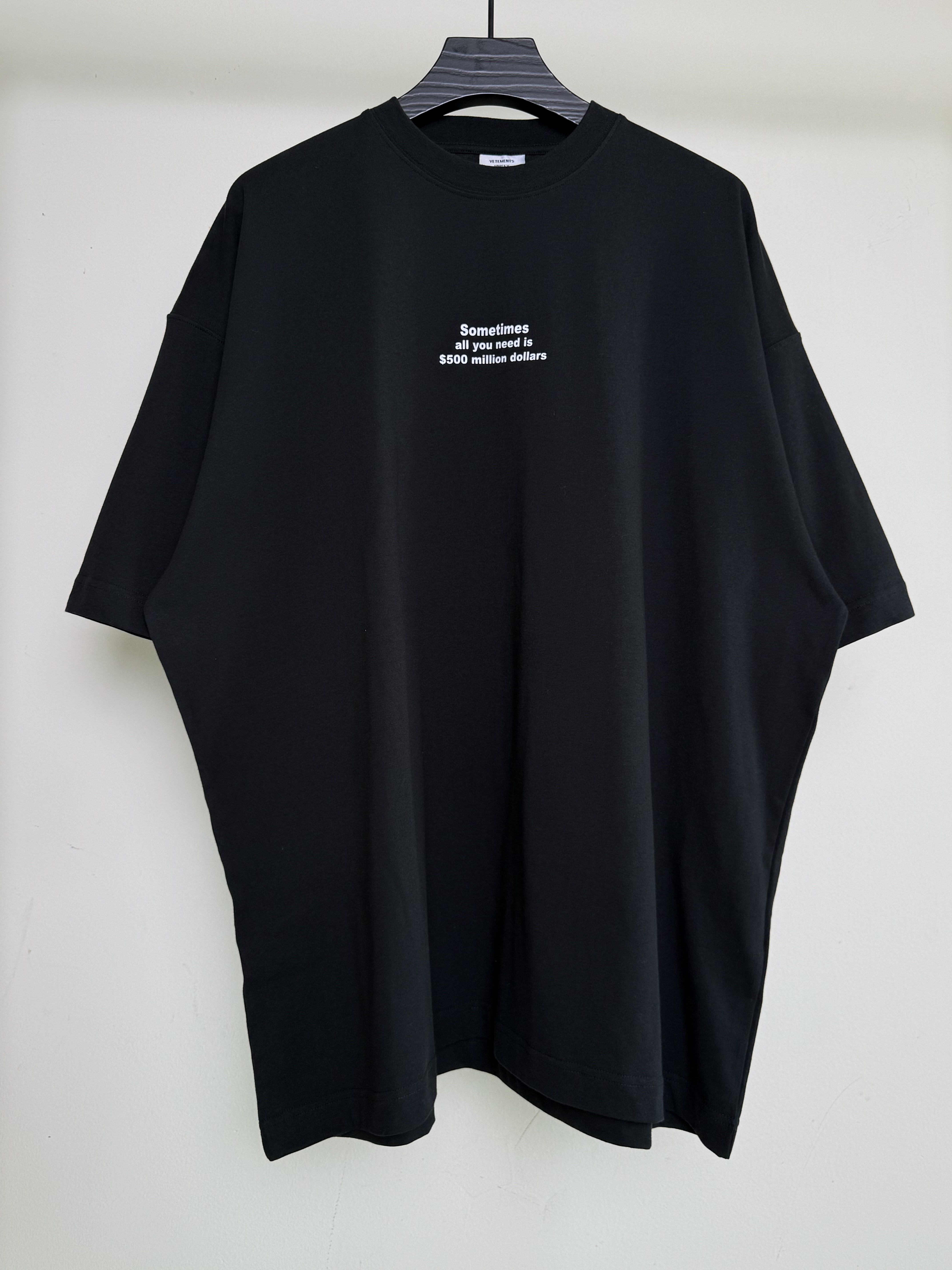 베트멍 때로는 필요한 건 5억 달러뿐 그래픽 반팔 티셔츠 블랙